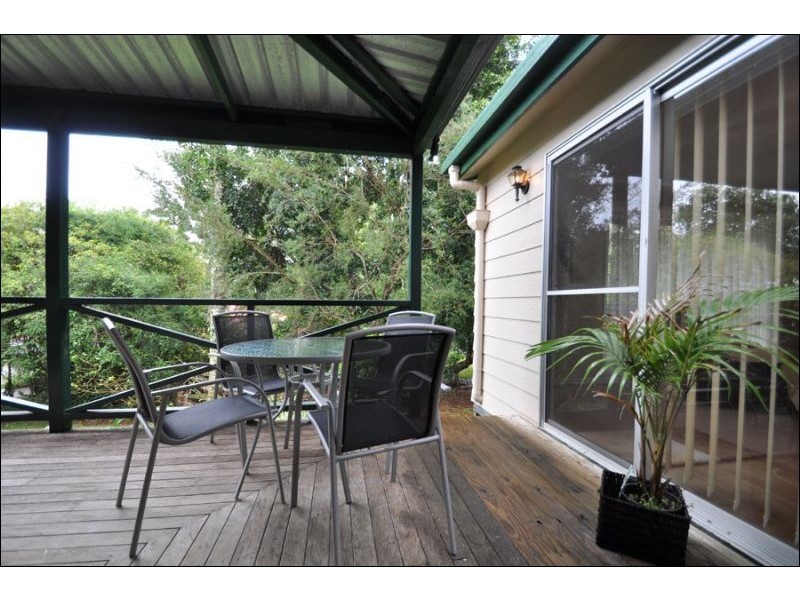 12 Tambora Court, Eagle Heights QLD 4271