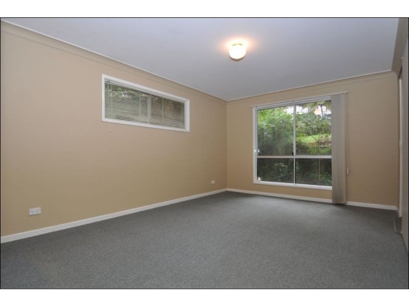 12 Tambora Court, Eagle Heights QLD 4271