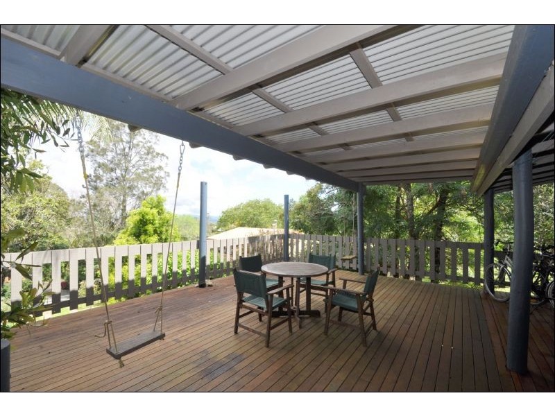 16 Ocean View Parade, Tamborine Mountain QLD 4272