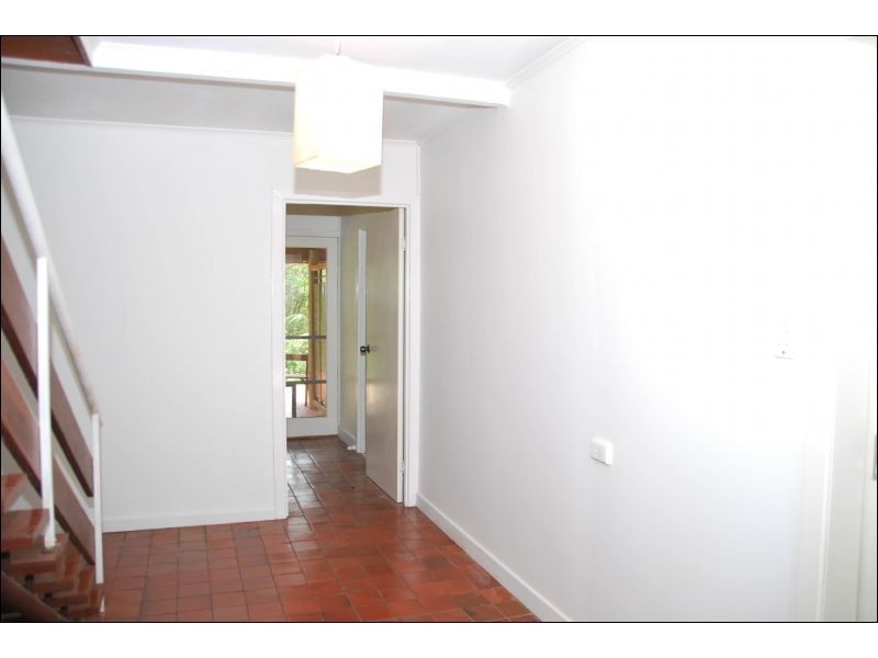 80 Wongawallan Road, Eagle Heights QLD 4271