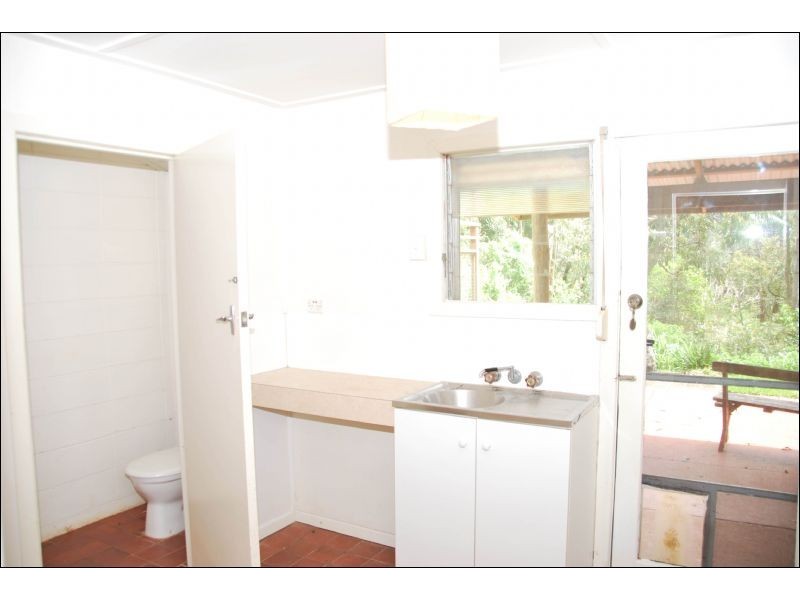 80 Wongawallan Road, Eagle Heights QLD 4271