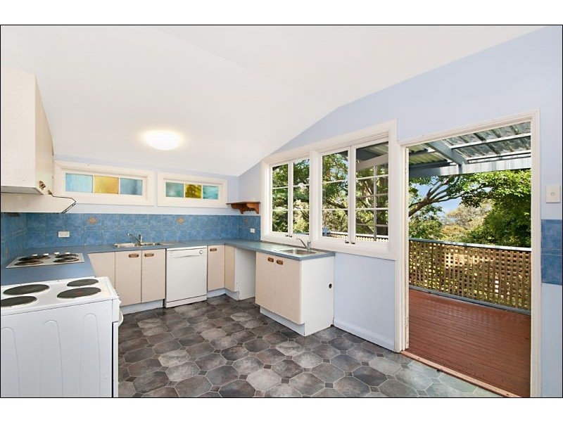 1 Central Ave, Eagle Heights QLD 4271