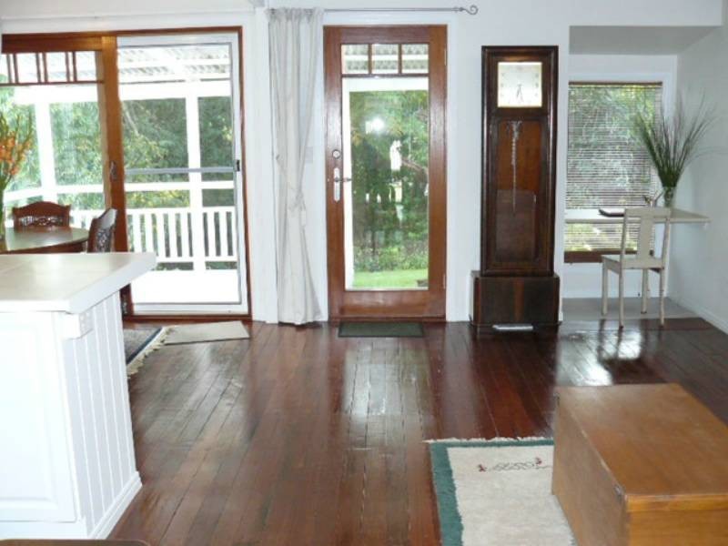 15 BEECHMONT AVENUE, Eagle Heights QLD 4271