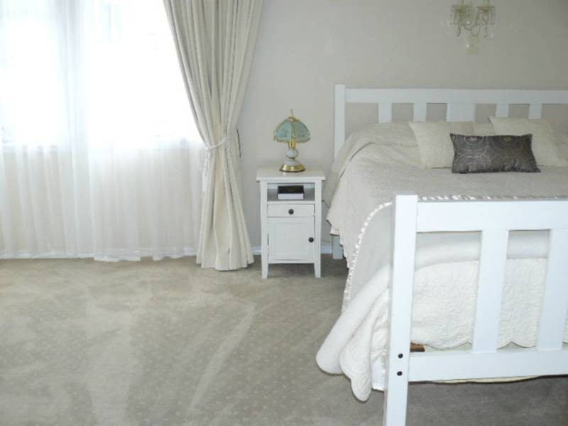 15 BEECHMONT AVENUE, Eagle Heights QLD 4271