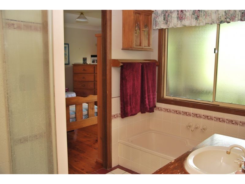 Eagle Heights QLD 4271