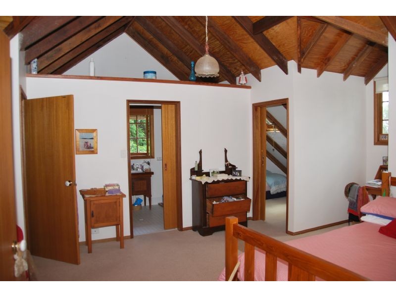Eagle Heights QLD 4271