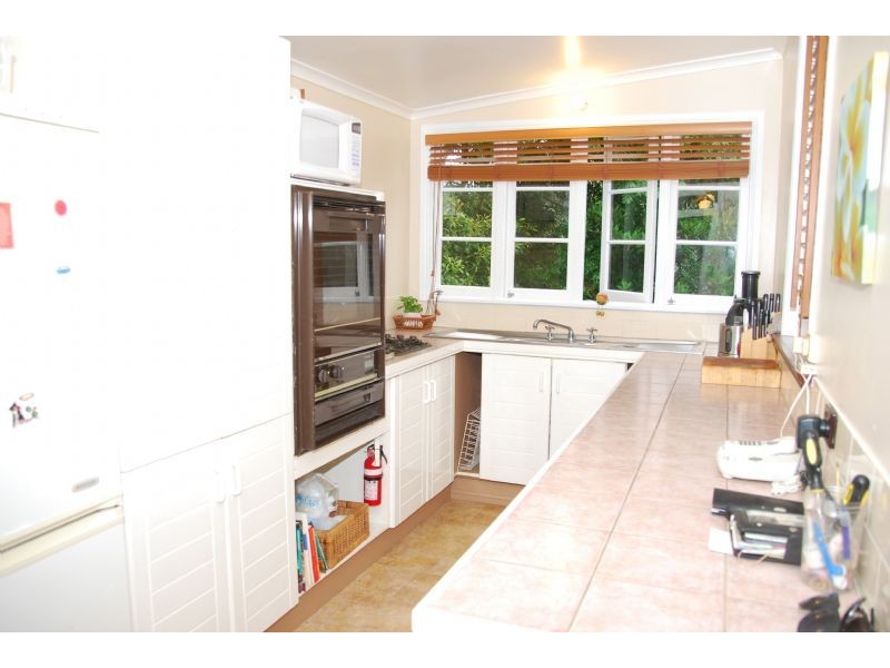 59 Long Road, Eagle Heights QLD 4271