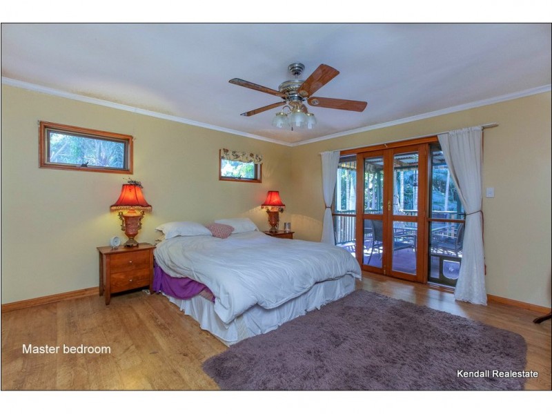 10 Forsythia Drive, Eagle Heights QLD 4271