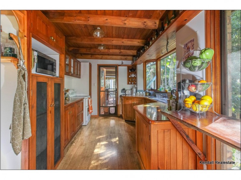 10 Forsythia Drive, Eagle Heights QLD 4271