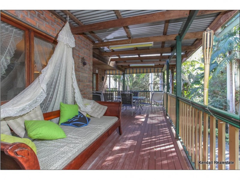 10 Forsythia Drive, Eagle Heights QLD 4271