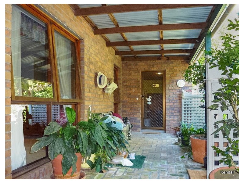 10 Forsythia Drive, Eagle Heights QLD 4271