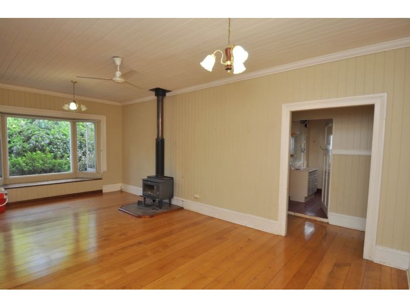 21 Jenyns Road, Tamborine Mountain QLD 4272
