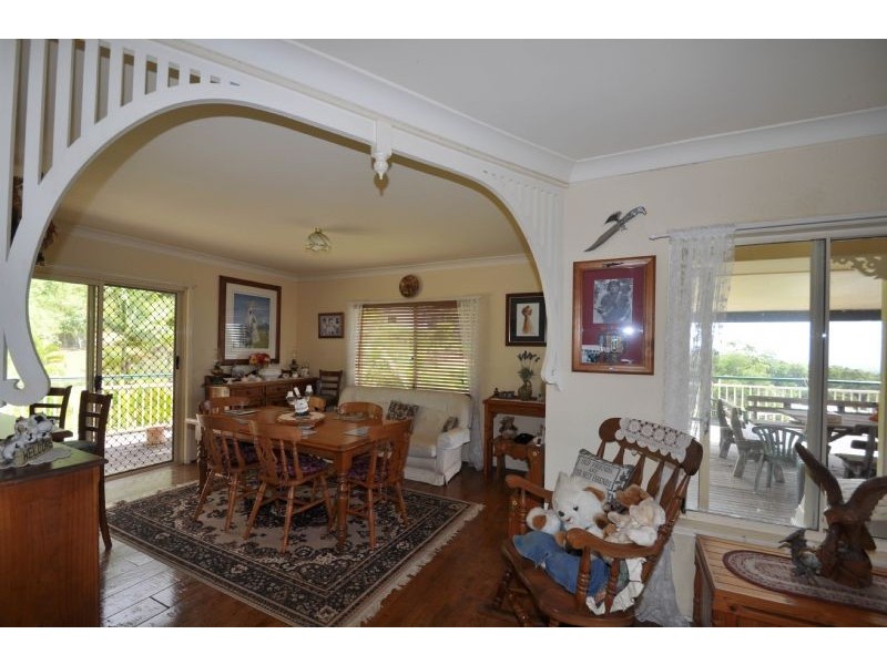 29 Flores Court, Tamborine Mountain QLD 4272