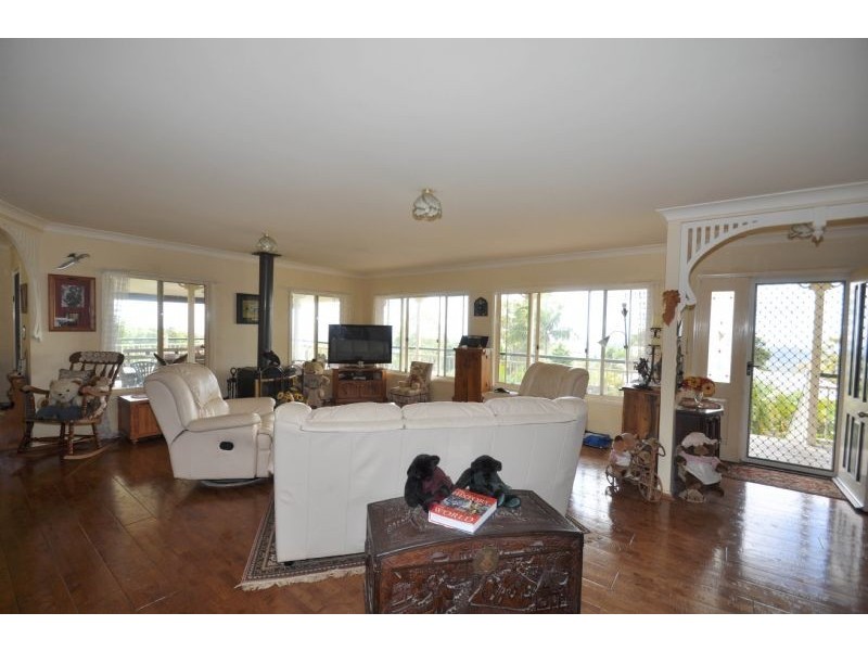 29 Flores Court, Tamborine Mountain QLD 4272