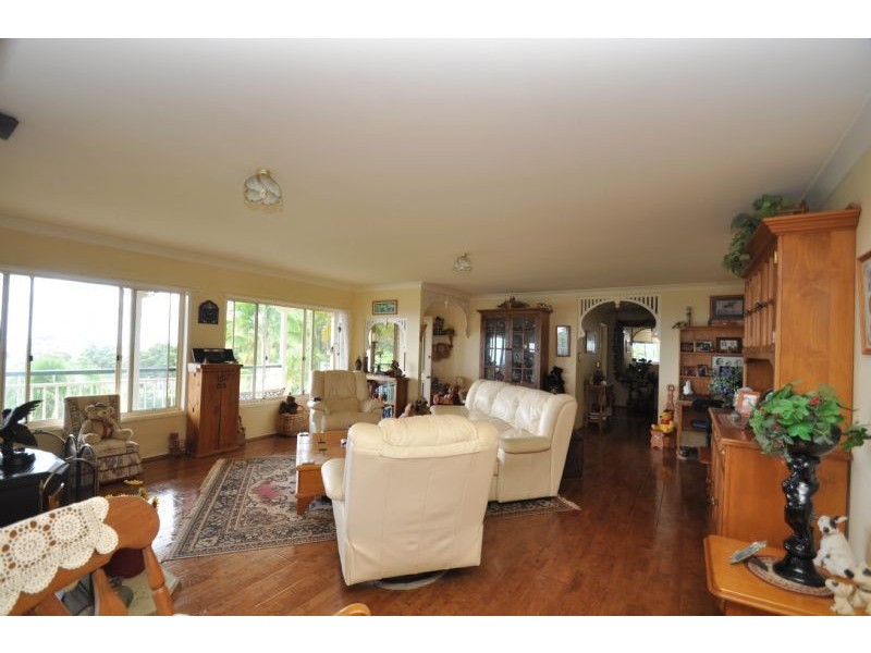 29 Flores Court, Tamborine Mountain QLD 4272