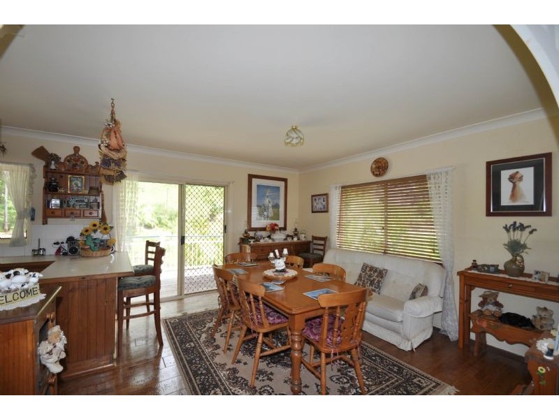 29 Flores Court, Tamborine Mountain QLD 4272