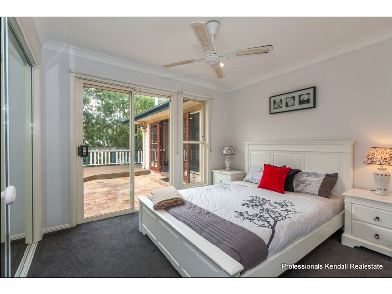 102 Contour Road, Tamborine Mountain QLD 4272