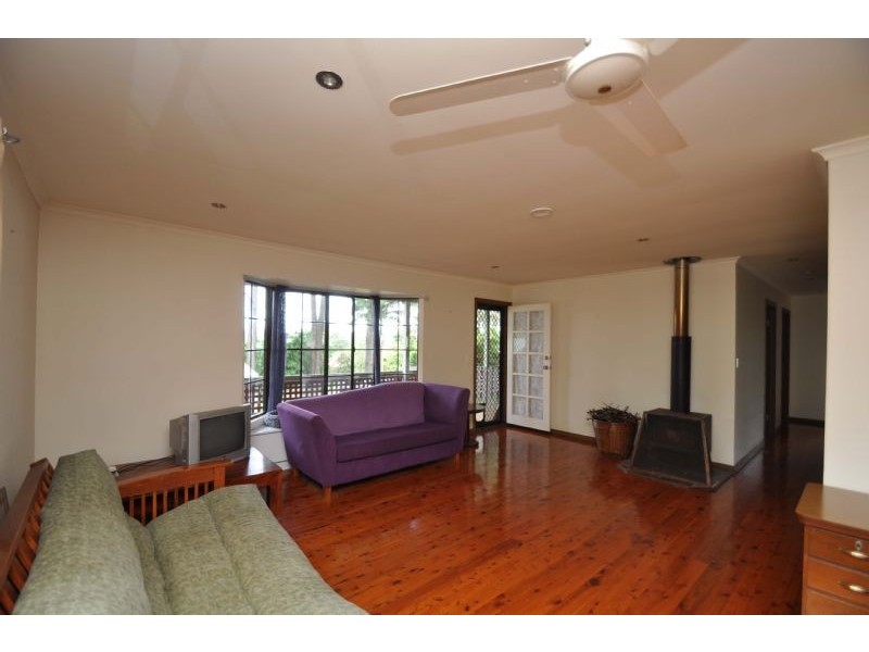 29 Ben Nevis Street, Tamborine Mountain QLD 4272