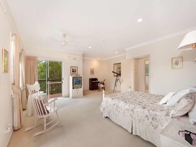 76 Wongawallan Road, Eagle Heights QLD 4271