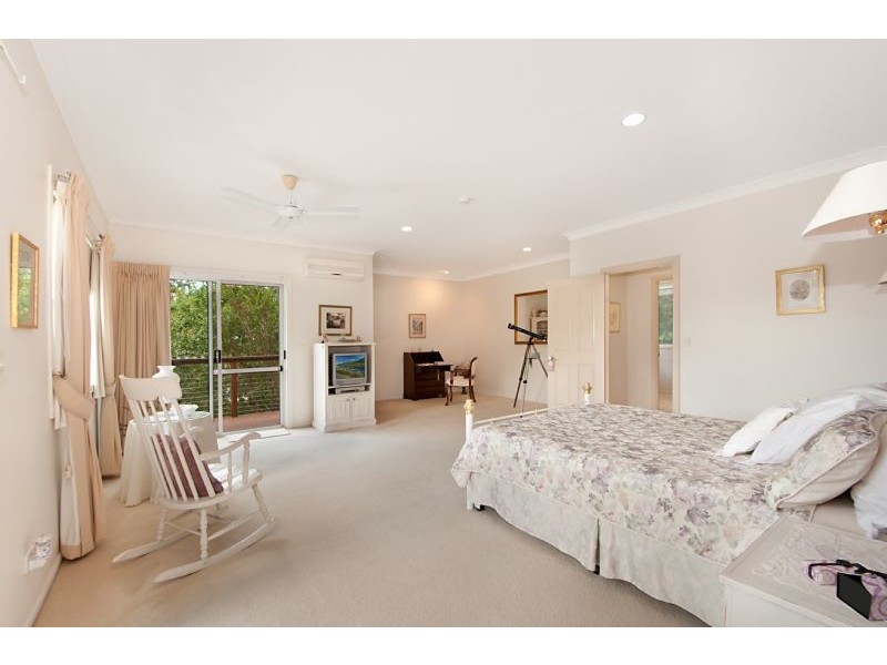 76 Wongawallan Road, Eagle Heights QLD 4271