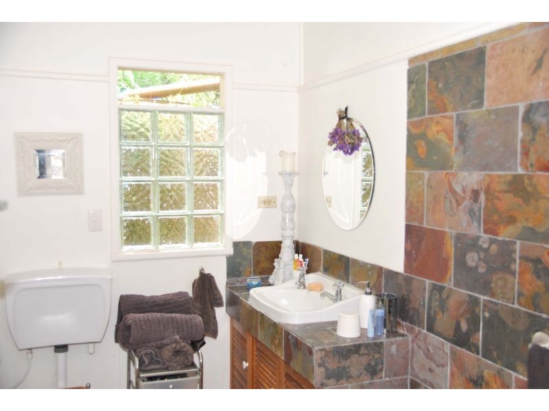 Eagle Heights QLD 4271