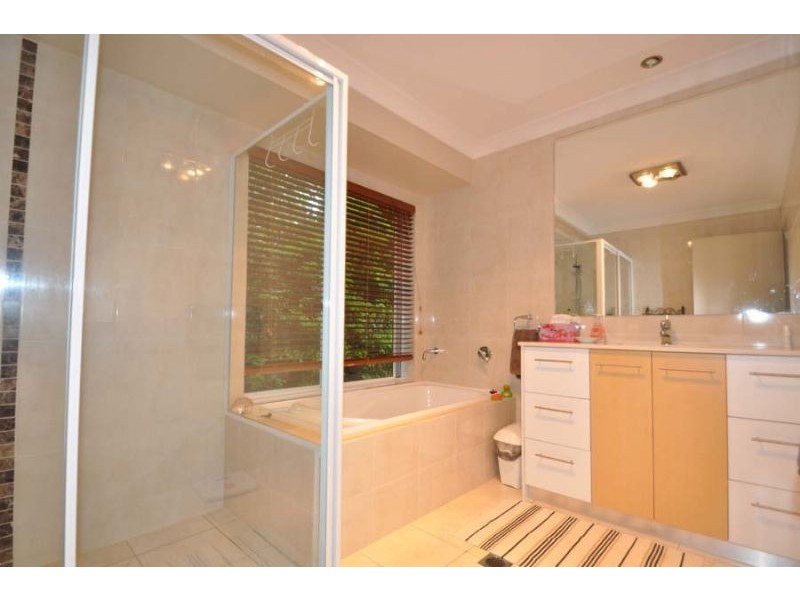 Eagle Heights QLD 4271