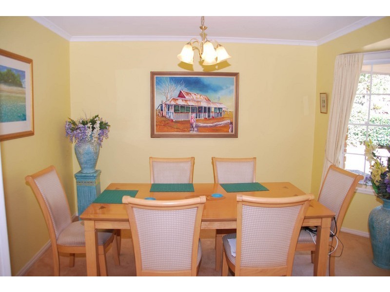 11 Carey Pde, North Tamborine QLD 4272