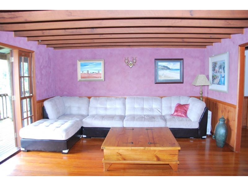 52 Paradise Drive, Eagle Heights QLD 4271