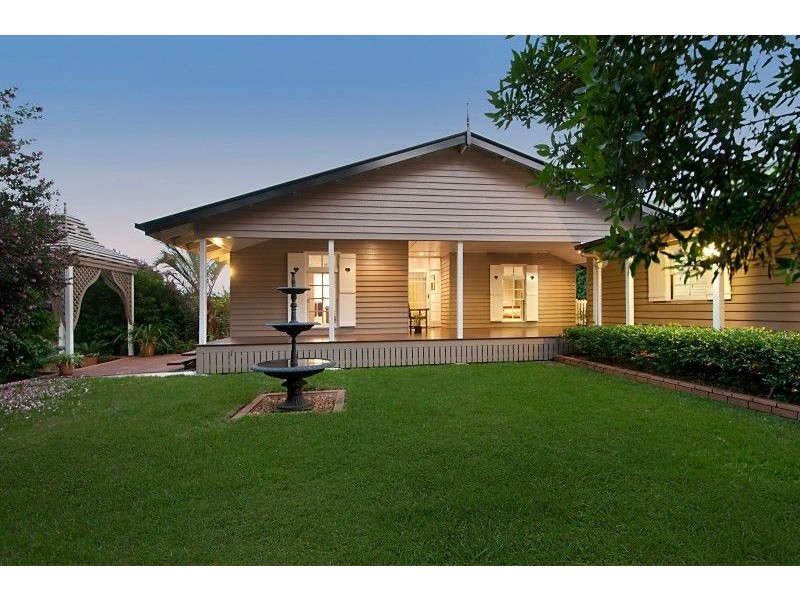 45 Central Avenue, Eagle Heights QLD 4271