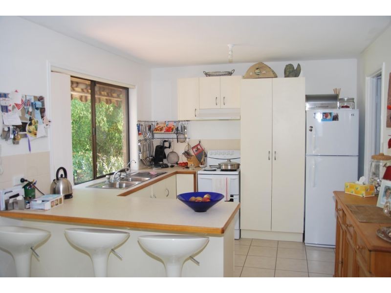 9 Demavend Drive, Eagle Heights QLD 4271