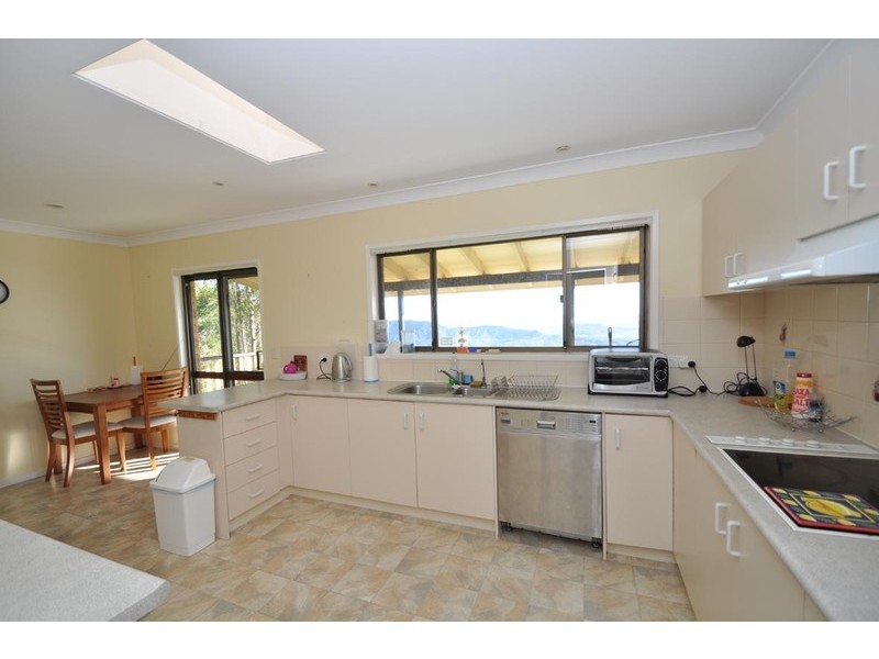 611 Main Western Road, Tamborine Mountain QLD 4272