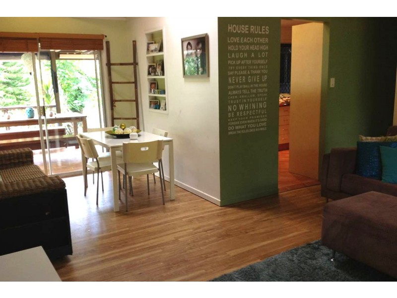 3 Mayon Court, Eagle Heights QLD 4271