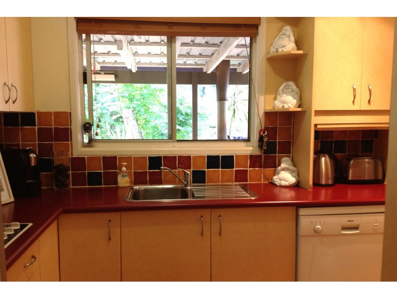 3 Mayon Court, Eagle Heights QLD 4271