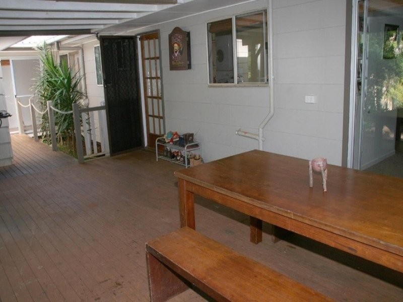 3 Mayon Court, Eagle Heights QLD 4271