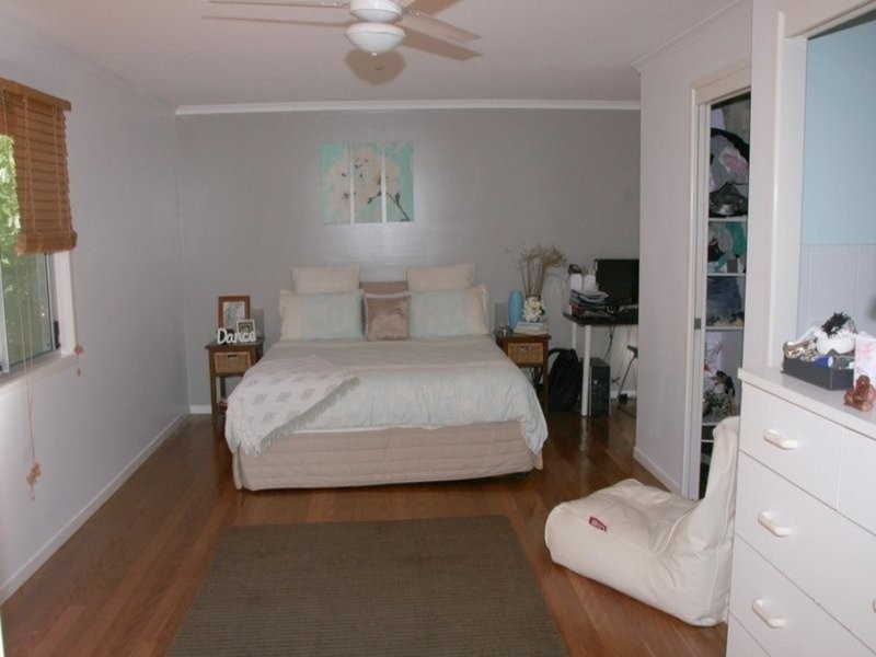 3 Mayon Court, Eagle Heights QLD 4271