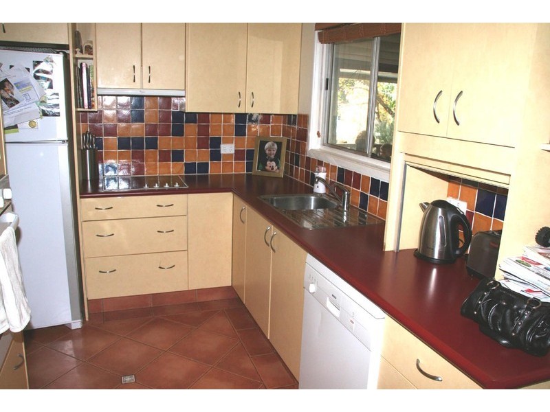 1-3 Mayon Court, Eagle Heights QLD 4271