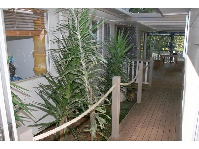 1-3 Mayon Court, Eagle Heights QLD 4271