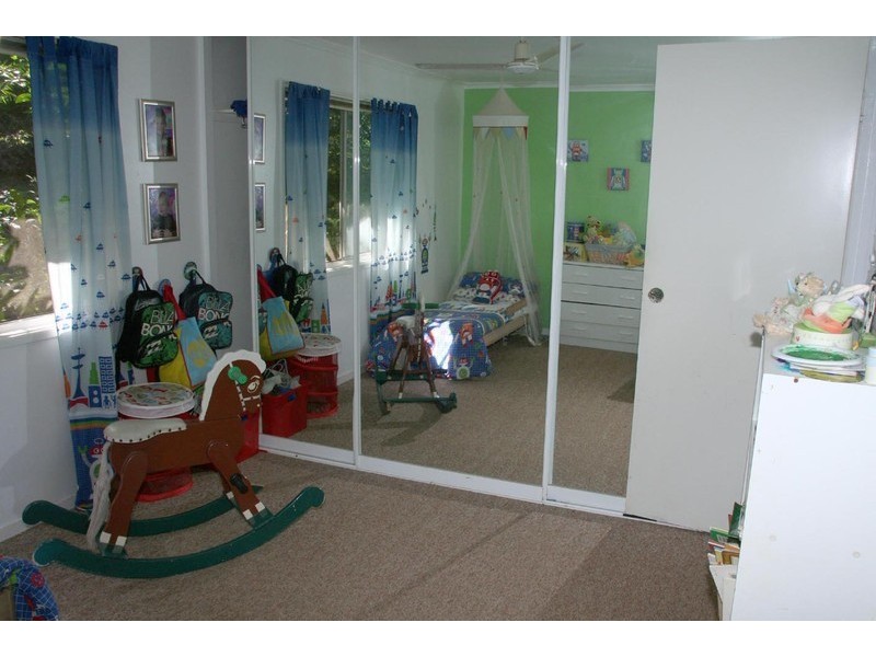 1-3 Mayon Court, Eagle Heights QLD 4271