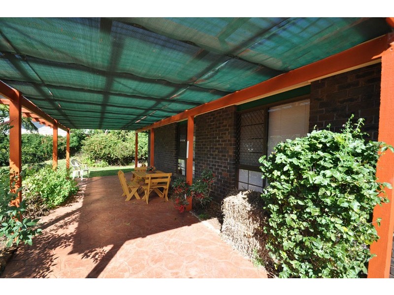 9 Makalu Crt, Eagle Heights QLD 4271