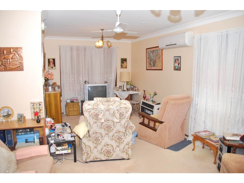 9 Makalu Crt, Eagle Heights QLD 4271