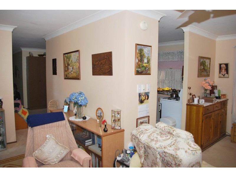 9 Makalu Crt, Eagle Heights QLD 4271