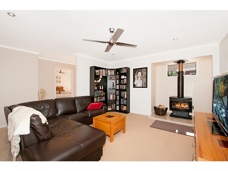 48 Jenyns Road, Tamborine Mountain QLD 4272