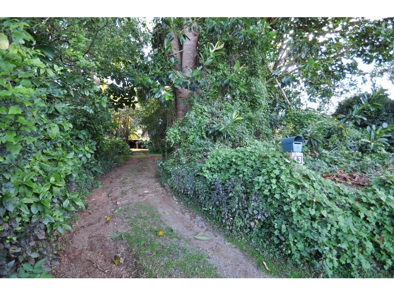 13 Palm Grove Avenue, Eagle Heights QLD 4271