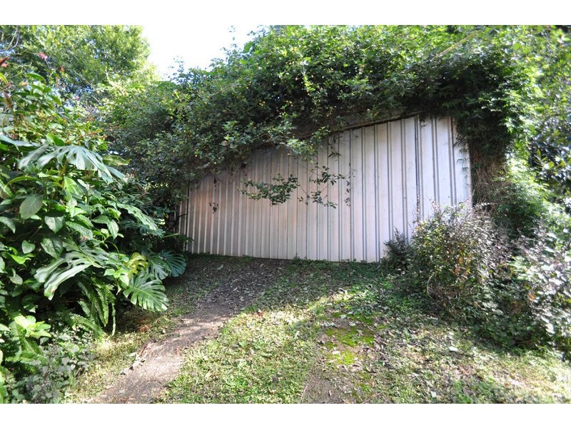 13 Palm Grove Avenue, Eagle Heights QLD 4271