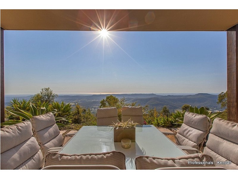 8 Wildflower Court, Tamborine Mountain QLD 4272