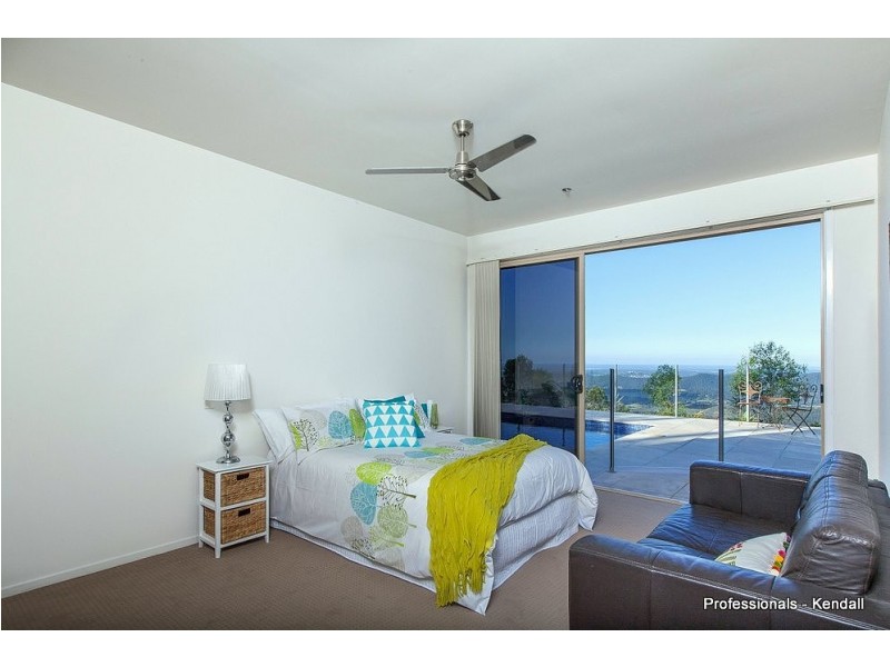 8 Wildflower Court, Tamborine Mountain QLD 4272