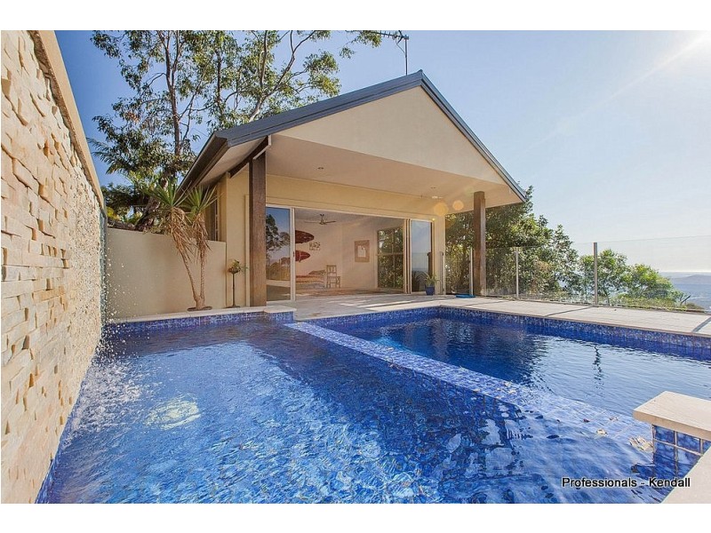 8 Wildflower Court, Tamborine Mountain QLD 4272