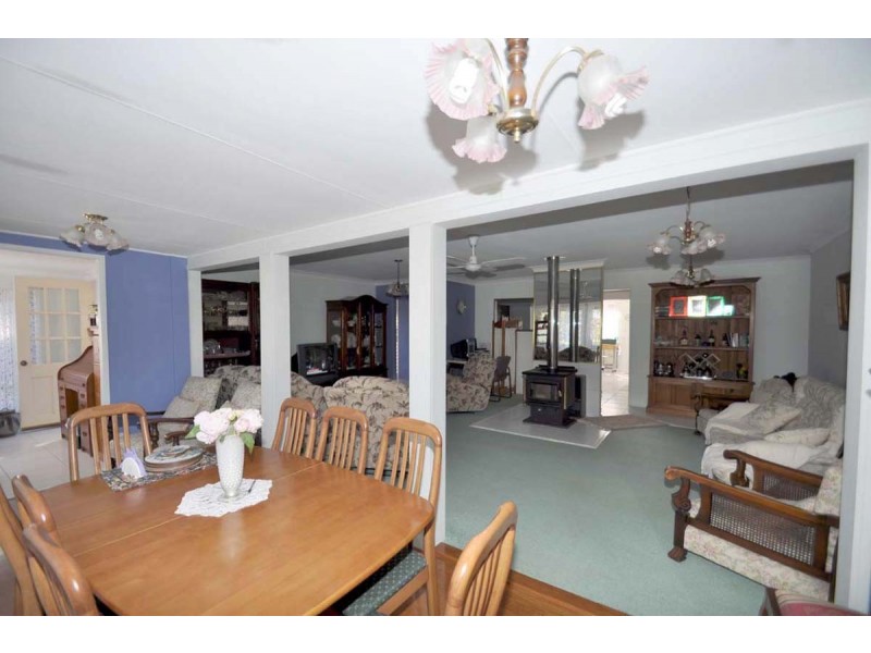 23 Ocean View Parade, Tamborine Mountain QLD 4272