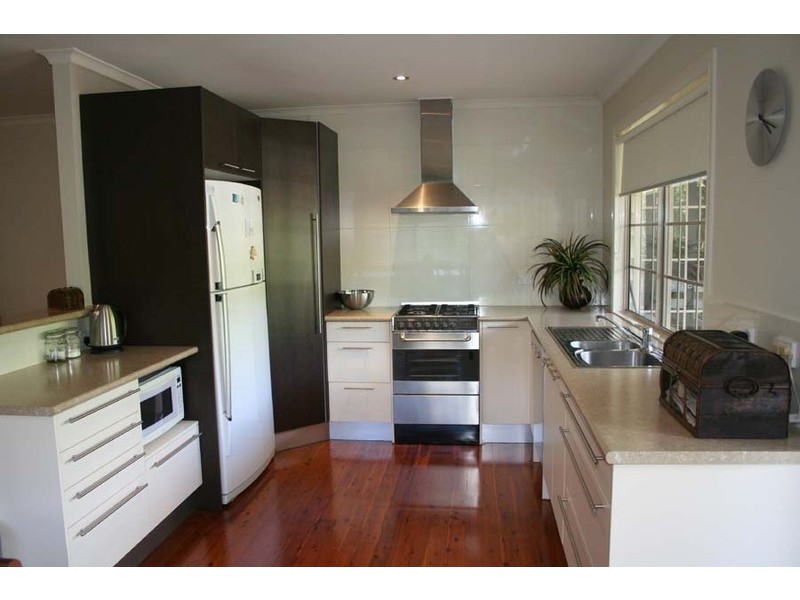 59 Macdonnell Road, Eagle Heights QLD 4271