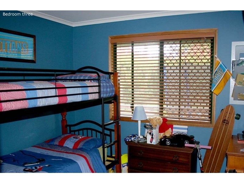 5 Hermon Rd, Eagle Heights QLD 4271